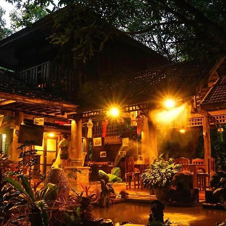 Tongluang Inthanon Homestay โต้งหลวงอินทนนท์โฮมสเตย์ Chom Thong Bagian luar foto